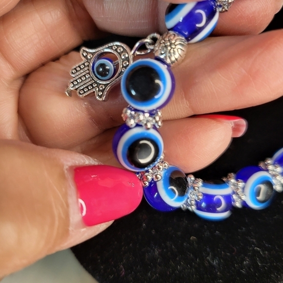 NWOT Evil Eye Royal Blue beaded unisex palm with eye - Picture 5 of 12